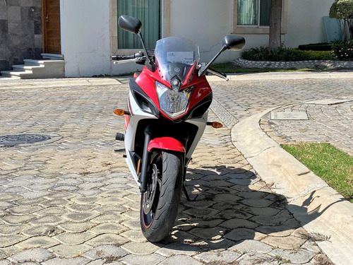 Yamaha Fz6r 2014