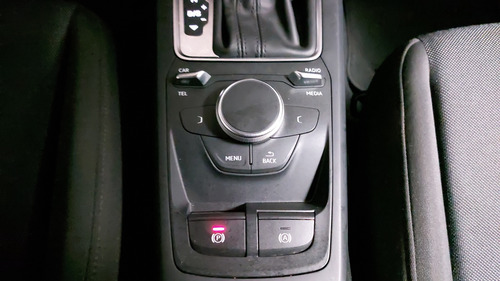 Audi Q2 1.4 DYNAMIC DCT