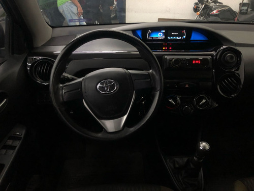 Toyota Etios X 1.3 FLEX 16V 5P MEC.