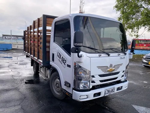 Chevrolet Nlr 700p Reward Mt 3.0 Cc Td 4x2