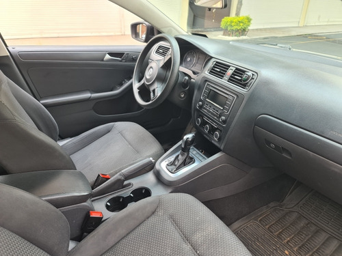 Imagen 11 de 13 de Volkswagen Jetta Style V/a/r 2.5 2014 $159500 Socio Anca