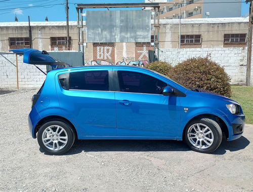 Imagen 4 de 17 de Chevrolet Sonic 1.6 Lt 5ptas. Mt 2013