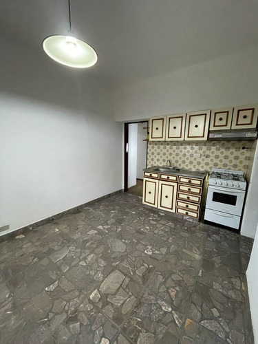 Casa En Alquiler De 4 Ambientes