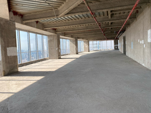 Excelente Oficina Ubicada En La Torre Costanera Providencia