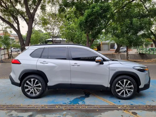 Toyota Corolla Cross Seg Hybrida 2022 At