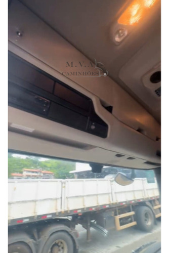Scania P 360 6x2 Ano 2021