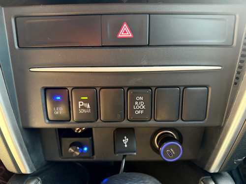 Mitsubishi L200 2.4 Cd Gls 4X4 At