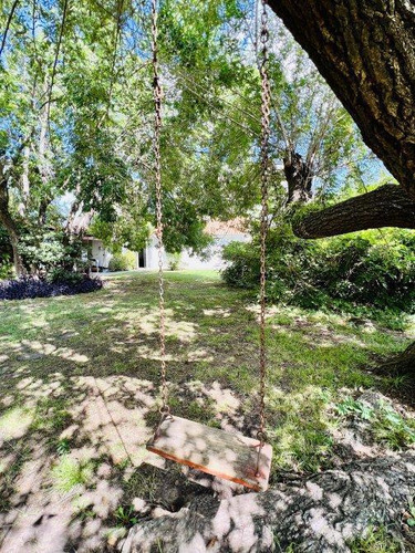 En Venta Casa De 2 Dormitorios Barrio El Trebol