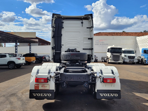 Volvo Fh 460 6x2 I-shift Ano 2021/21 Globetrotter