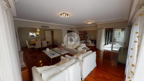 Departamento En Venta, 4 Ambientes, Con Cochera Y Baulera. Vicente López, Sobre Avenida Libertador.