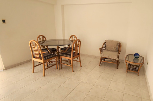 Apartamento De Vacaciones En Isla Margarita A 2 Cuadras De Farmatodo