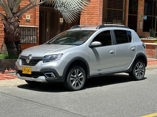 Renault Stepway 1.6 Intens Cvt