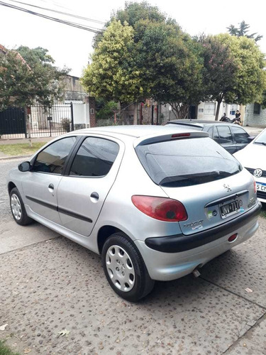 Peugeot 206 2011 1.4 Generation 75cv