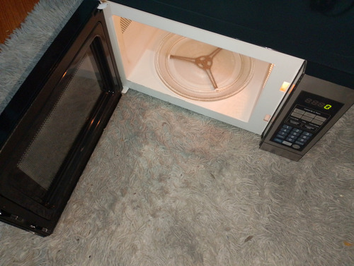 Horno De Microondas Usado Marca Daewoo Tamaño Chico (d12) (Reacondicionado)