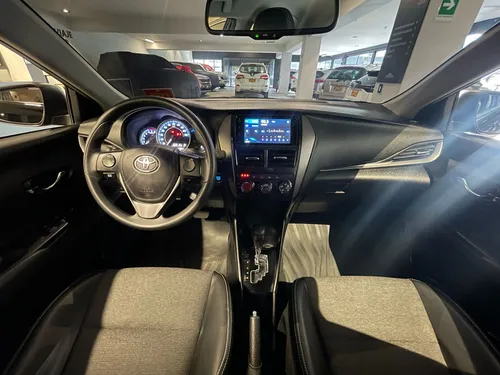 Toyota Yaris 1.5 Xs Sedan