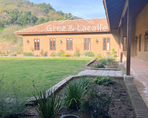 Se Vende Espectacular Casa En Sector Zapallar, Curicó