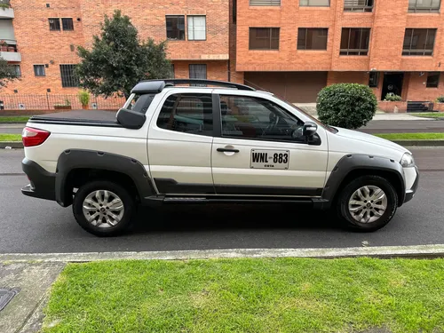 Fiat Strada 1.6 Adventure Locker Doble Cabina
