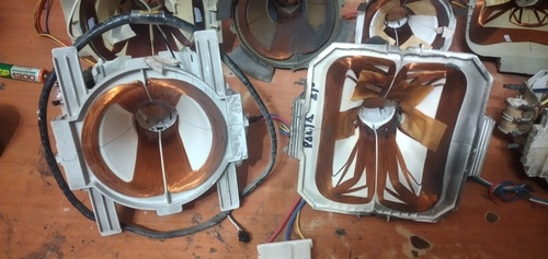 Imagen 3 de 5 de Yugos Para Televisor Varios Modelos