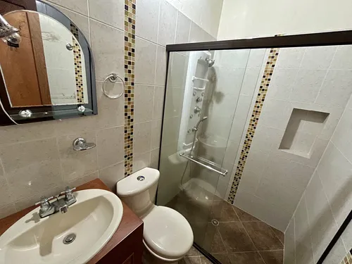 Finca Exclusiva En San Jerónimo Con Piscina Y Amplios Espacios