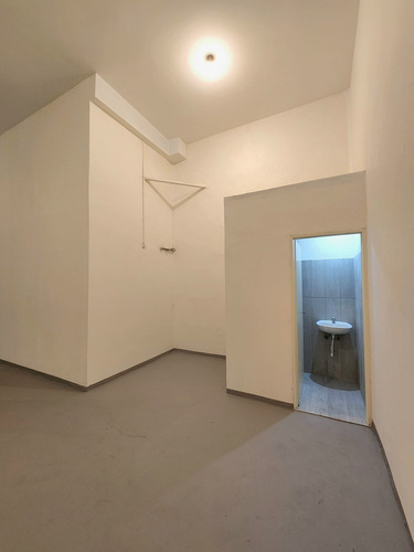 Imagen 3 de 11 de Venta Local Comerial Zona Centrica