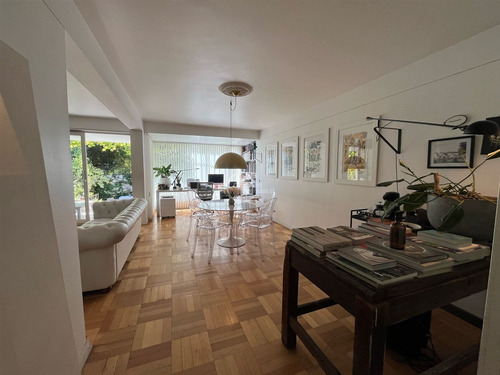 Departamento En Venta De 2 Dorm. Con Jardin A Pasos Del Vma
