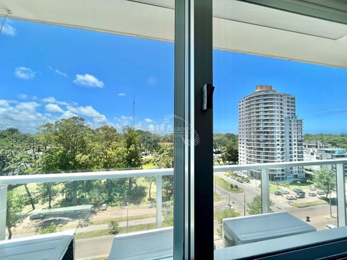 Imagen 22 de 22 de Apartamento En Alquiler Con Parrillero Propio, Punta Del Este, Roosevelt
