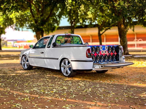 Imagem 5 de 12 de Volkswagen Saveiro 1.6