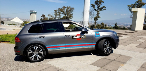 Imagen 2 de 15 de Volkswagen Touareg 2014 4.2 V8 Nave R Pikepeaks At
