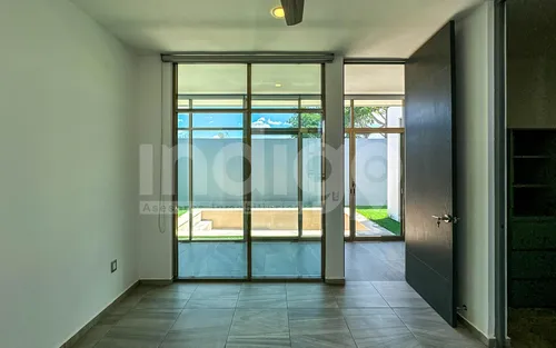 Casa De Una Planta En Venta En Mérida En Privada Arbórea En Conkal