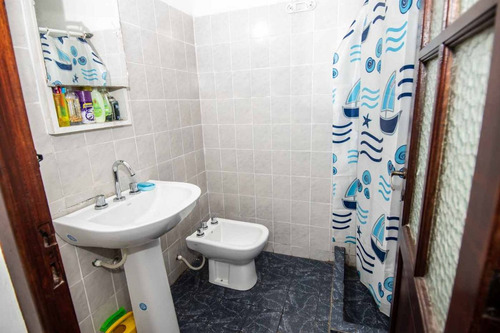 Casa 4 Dormitorios Venta Campo Quijano