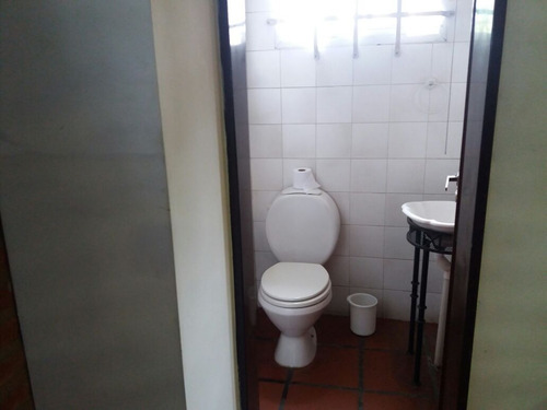 Imagen 9 de 12 de Local De Oficinas En Venta / Moreno Centro Lado Sur