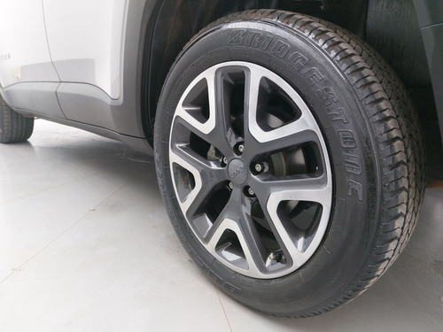 Jeep Renegade 1.8 16V FLEX LONGITUDE 4P AUTOMÁTICO