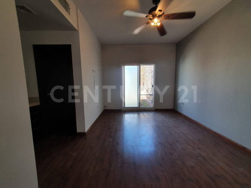 Imagen 7 de 26 de Casas En Venta Zona Fashion Mall Castello Chihuahua