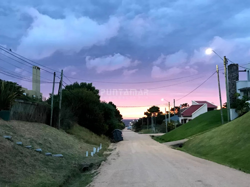 Chalet De 2 Plantas En Manantiales A Pasos De La Playa