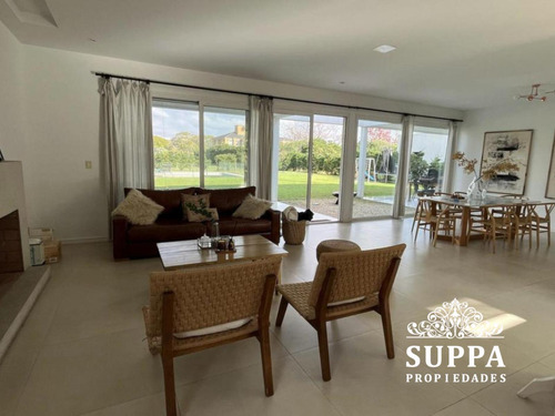 Casa En Alquiler El Golf Nordelta