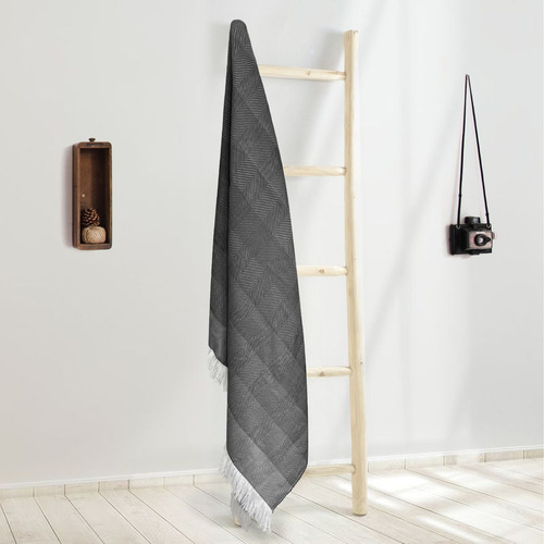 Imagen 3 de 10 de Manta Pie Cama Sillon Rustica 150x200 Negro Degradee Oferta