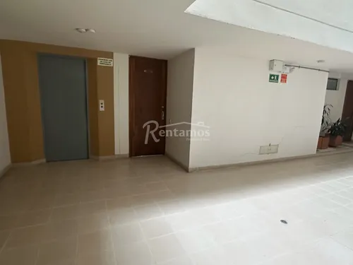 Apartamento En Arriendo En Camino Verde. Cod A776172