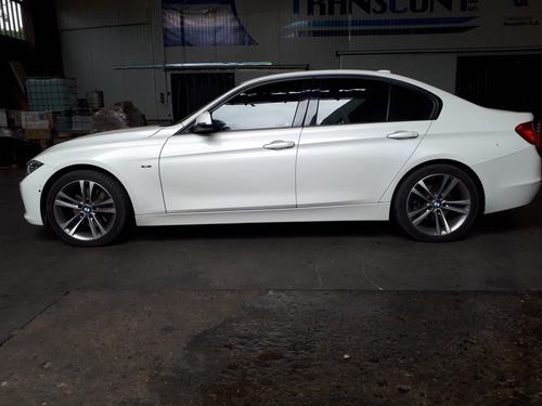 Imagen 6 de 15 de Bmw Serie 3 2014 2.0 328i Sedán Sport 245cv