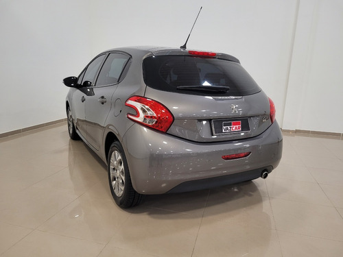 Imagen 6 de 8 de Peugeot 208