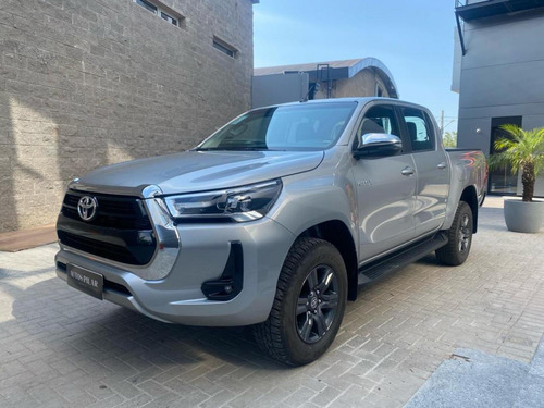 Toyota Hilux 2.8 Cd Srv 177cv 4x4 At