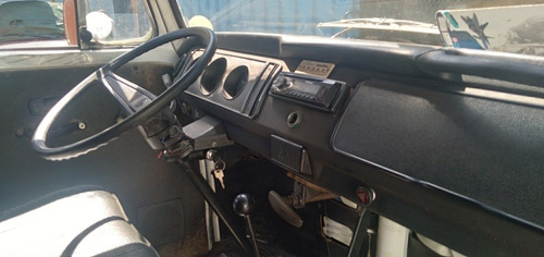 Imagen 1 de 3 de Volkswagen Kombi Brasilera