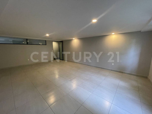 Local En Plaza San Juan 77 Chapultepec, Cuernavaca $8,740.00 Mxn