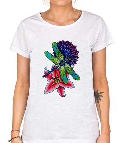 Remera De Mujer Libelula Flores Verde Insecto Fragon Fly