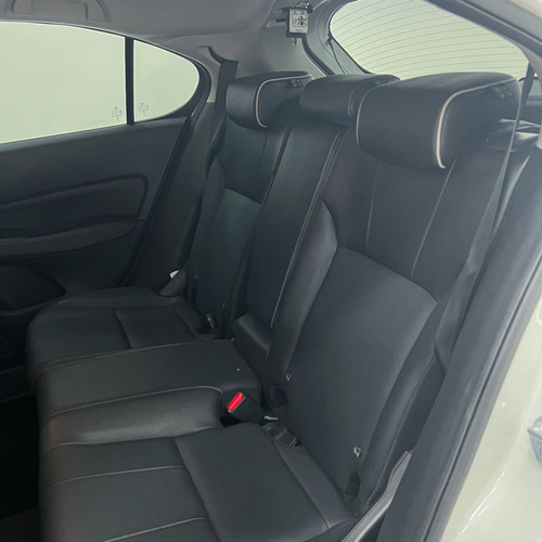 Honda City Hatchback Touring 1.5 Flex 16V Aut