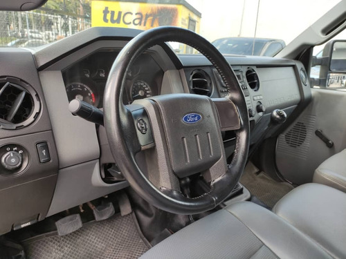 Imagen 7 de 9 de Ford F-350 Plataforma