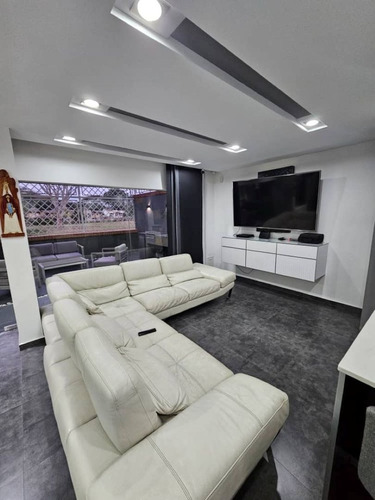 En Venta Town House Res. Hoyo 5 Villas De San Diego Country Club, San Diego, Valencia