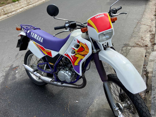 Imagem 1 de 5 de Yamaha Dt200r
