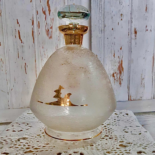 Antiguo Botellón Licorera Detalles En Oro