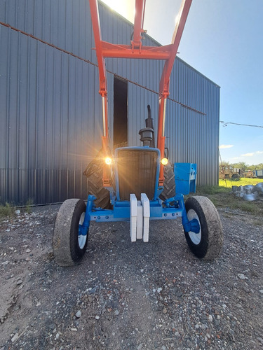 Tractor Ford 4600 Con Implemento Montacargas/pala Envíos
