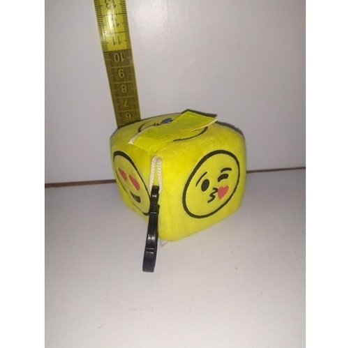 Peluche Cubo Caritas Emojis Kawaii Original (Usado)